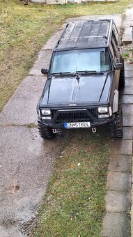 Jeep cherokee xj - 4