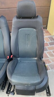 SEAT predne sedacky - 4