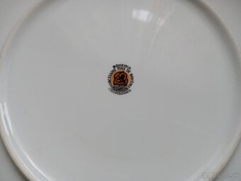 Pravda vítězí - československé porcelánové taniere - 4