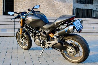 Ducati Monster 1100S - 4