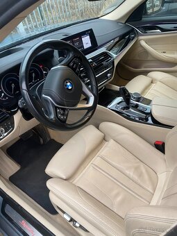 BMW 520d G31 xdrive - exkluzivna vybava - 4