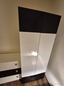 Skriňa/komoda/regál/stôl/stolička - 4