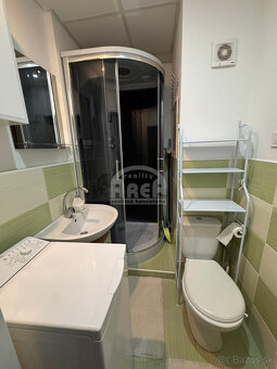 Na prenájom 1- izbový byt, sídlisko Stráňany v Michalovciach - 4