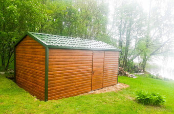 Plechová garáž 3×5, dvere, imitácia dreva, strecha dvojspád - 4