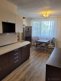 Na prenájom krásny zrekonštruovaný 3-izbový byt - 4