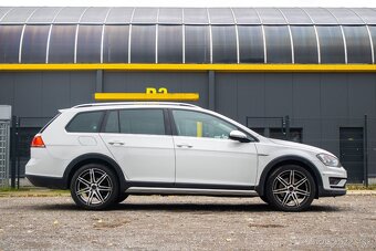 Volkswagen Golf 7 Alltrack 2.0TDI DSG 4Motion - 4