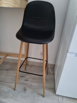 Stol + stoličky - 4