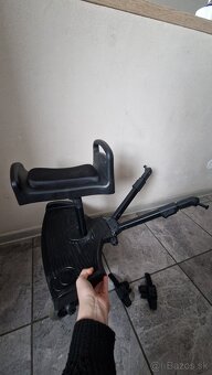 Stúpadlo so sedadlom ku kočíku - 4