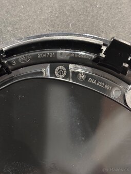 Predný vw emblem ACC 5NA 853601 - 4