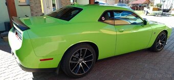 Dodge Challenger R/T 6.4 V8 SHAKER 392 Scat Pack Manuál - 4