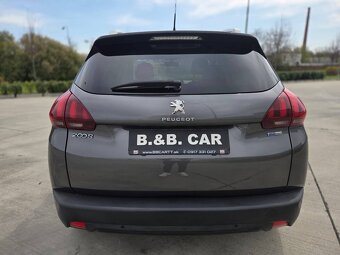 Peugeot 2008 1.2 PureTech Style - 4