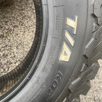 5ks BFGoodrich All Terrain T/A KO2 245/70 R17 119S - 4