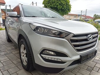 Hyundai Tucson 2.0crdi 100kw 4x4 - 4