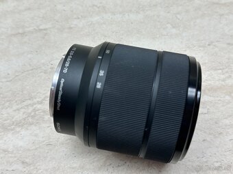 Sony 28-70mm f/3.5-5.6 OSS Sony E-mount - 4