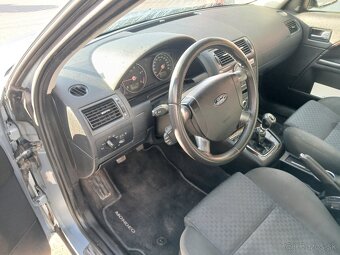 Predám Ford Mondeo Mk3 2,0 Diesel - 4
