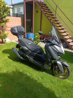 Yamaha X-Max 400 - 4
