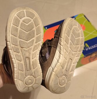 Dievcenske zimne topanky, vel.26 - 4