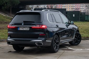 BMW X7 xDrive 30d M Paket Night Vision Laserlight 7 miest - 4