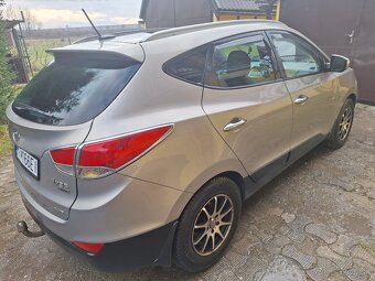 Hyundai ix35 2.0 CRDi 16V 4x4 AUTOMAT 2 majiteľ - 4