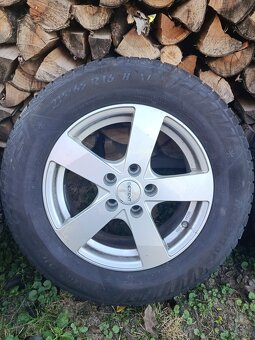215/65r16 5x114,3 zimné - 4