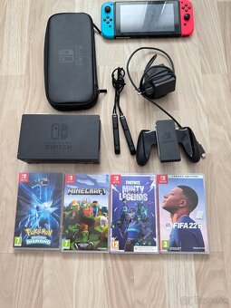 Predám Nintendo Switch s hrami - 4