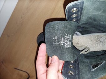 Predám topánky Dr. Martens vel. 45 - 4