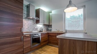 3-izbový byt s obrovskou predzáhradkou (122 m²) - Sv.Jur - 4