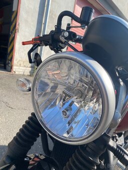 Triumph street twin 900 - 4