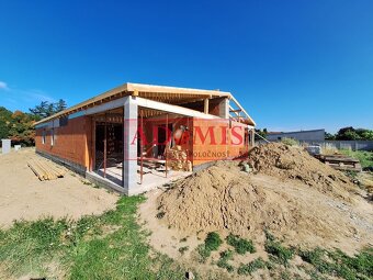Predáme bungalov 4izbový Košice - Šaca 135m2,tep.čerpadlo,re - 4