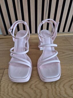 Dámsky sandále - 37 - 4