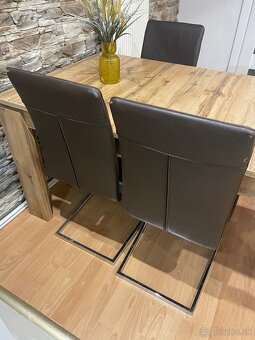 6 jedálenských stoličiek - 4