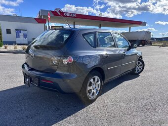 Mazda 3 1.4i - 4