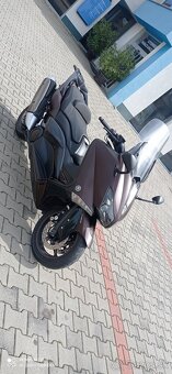 Yamaha T max 530 - 4