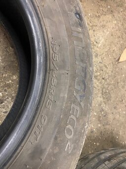 Predam letné gumy 195/65r15 - 4