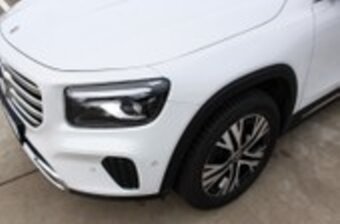 Mercedes-Benz GLB 200d A/T - 4