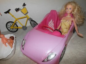BARBIE bábiky s deťmi,  auto, bicykel. - 4