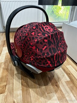 Predám autosedačku Cybex Rockstar - 4