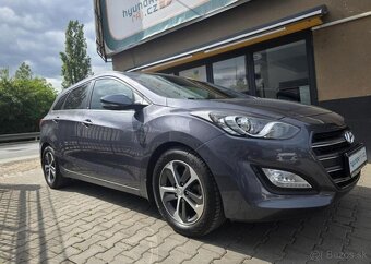 Hyundai i30 1.6-AUT.KLIMA-VÝHŘ.SED.+VOLANT - 4