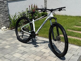 dámsky Specialized Pitch velkost M Nový 27.5 - 4