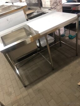 Nerezový gastro stôl s drezom , umývací stôl - 4