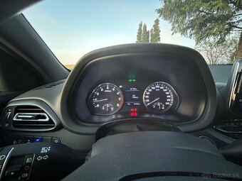 Hyundai i30 CW 1.5i CVVT Play - 4