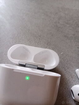 Apple Airpods 4 - 4