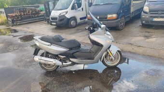 KYMCO Xciting 500 - 4