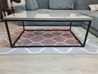 Konferenčný stolík - 4