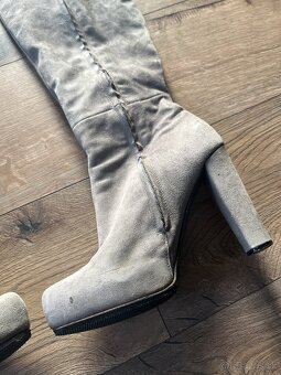 Damske cizmicky na opatku, zn. Calvin Klein, vel. 39 - 4