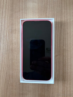 iPhone 13 Red - 4