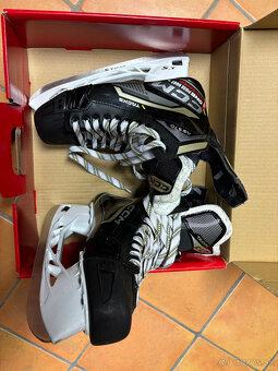 Hokejove korcule CCM Tacks c 45 (9.5) - 4