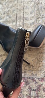 Guess - 4