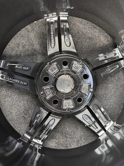 Kolesá R18 5x112 ET29 Škoda Osctavia A7 A8 SuperB Passat B7 - 4