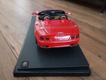 1:18 model Ferrari 550 Barchetta Pininfarina - 4